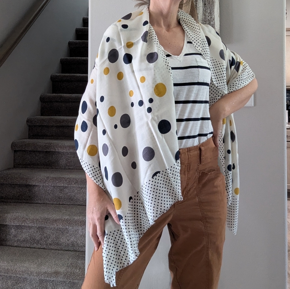 fun RITUAL HANDCRAFTED wool scarf wrap polkadots